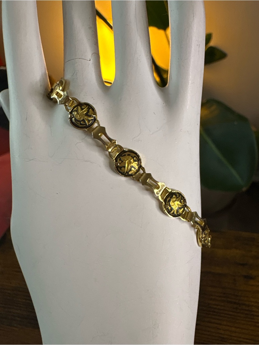 Vintage Midas of Toledo Spain Damascene Round Bird Link Bracelet